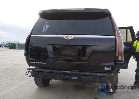 2017 Cadillac Escalade Premium Luxury z USA, uszkodzony, nr VIN 1GYS4CKJ2HR368976